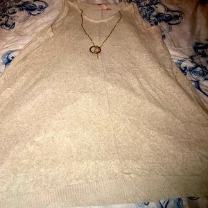 Gold dress with chain necklace 🤑